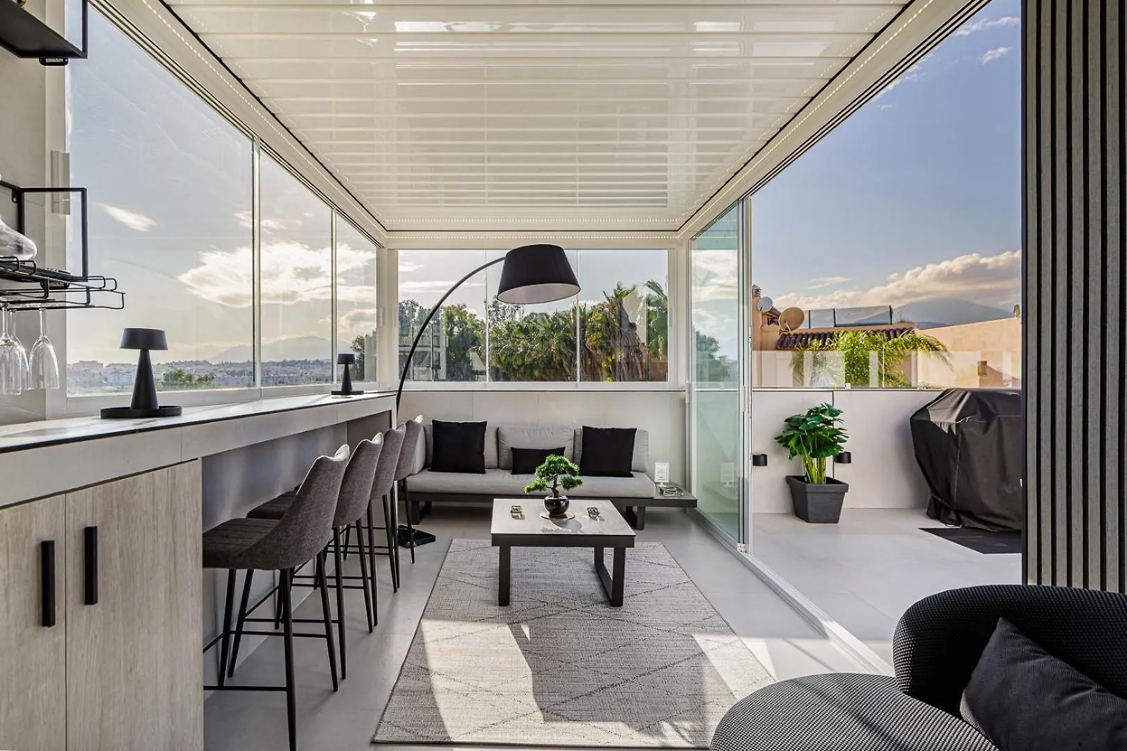 Holiday Penthouse In Puerto Banus Marbella Spanien